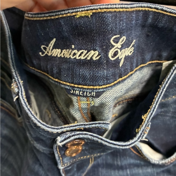 American Eagle Super Stretch Artist Crop Jeans Women's Size 2 Reg Blue Low Rise - Picture 9 of 10